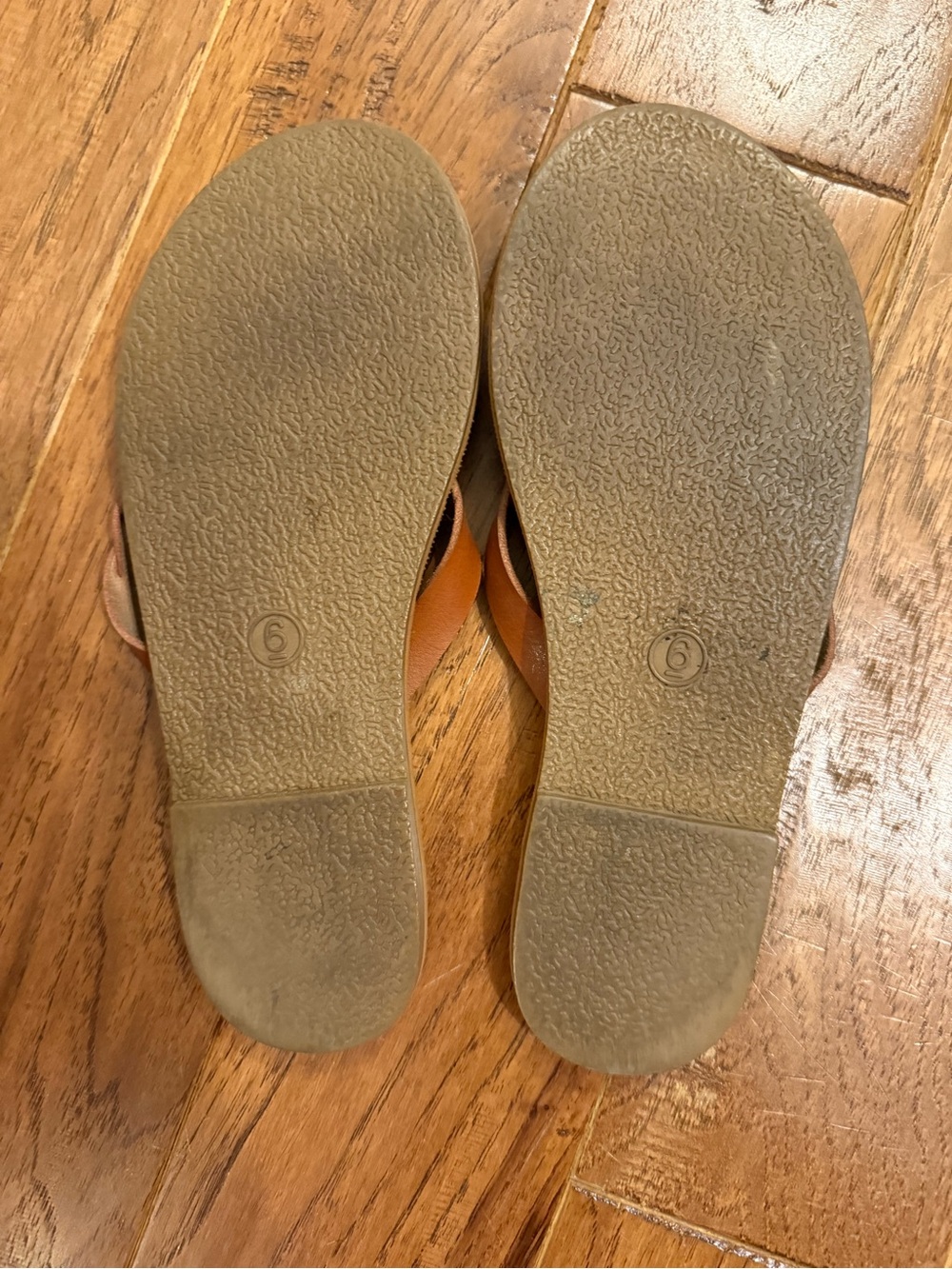 Universal thread leather flip flops - Picture 3 of 3